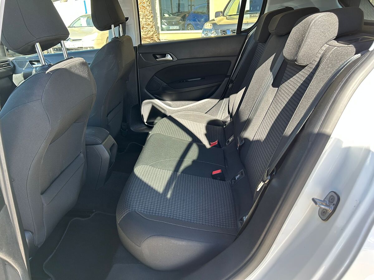 PEUGEOT 308 STYLE 1.2 E-THP AUTO SPANISH LHD IN SPAIN 78000 MILES SUPERB 2017